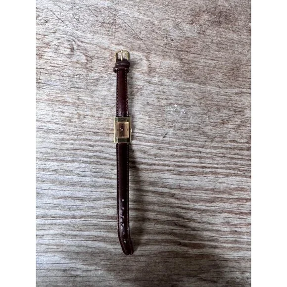 Seiko Quartz Rectangular Ladies Watch Brown Leather Strap Runs New Battery - Picture 2 of 8